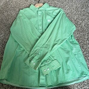 Selling a men’s, Cinch, long  sleeved, large shirt!